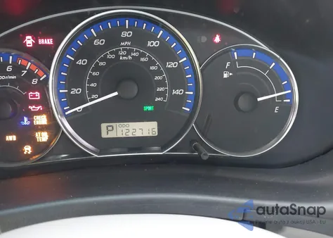 2011 Subaru Forester 2.5X Premium z USA, uszkodzony, nr VIN JF2SHBDC3BH776825